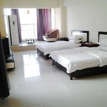 Taohuayuan Apartment Hotel Nanning Dış mekan fotoğraf