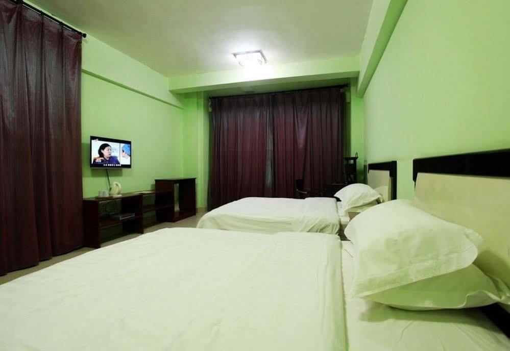 Taohuayuan Apartment Hotel Nanning Dış mekan fotoğraf